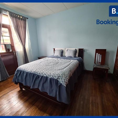 Departamento En Centro Historico Apartment Cuenca Luaran gambar