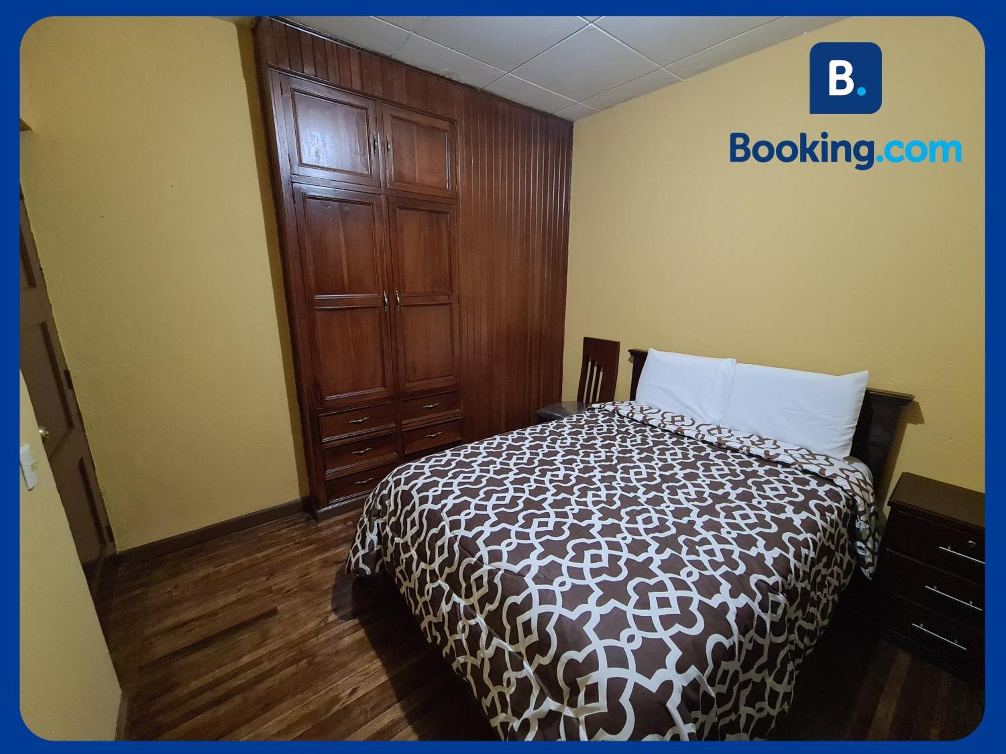 Departamento En Centro Historico Apartment Cuenca Luaran gambar
